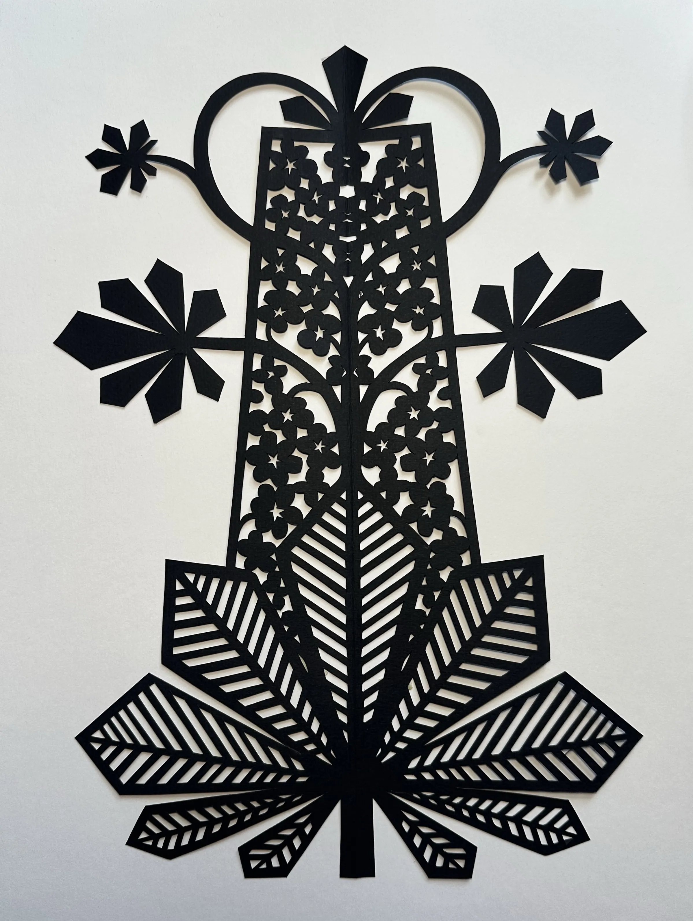 Image of Каштан 2025 чб by Daria Alyoshkina, size: 40*30, Paper medium, part of the Природа series, priced at €60
